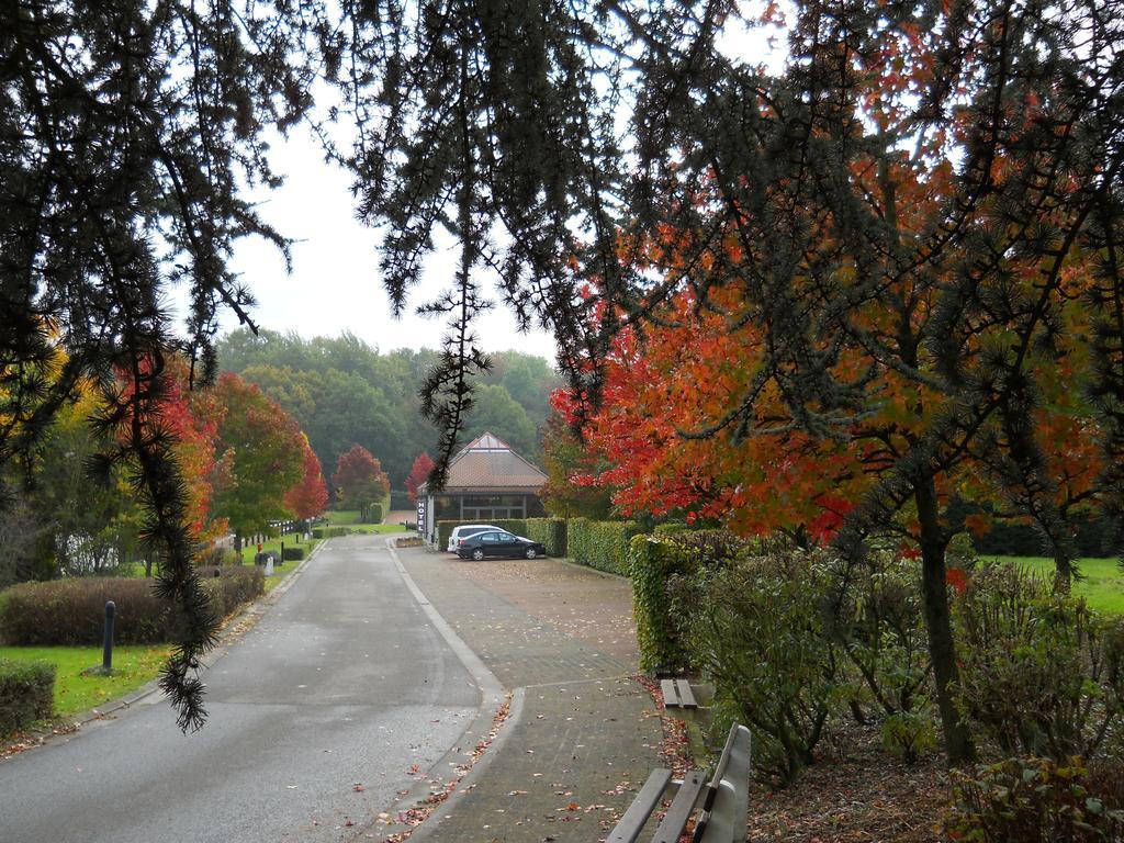 Le Relais De La Haute Sambre Lobbes Exterior foto