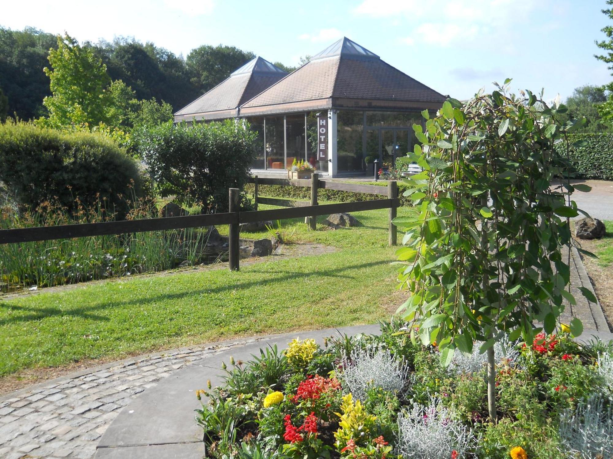Le Relais De La Haute Sambre Lobbes Exterior foto